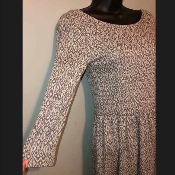 gray patterned dress - Picture 2 of 4